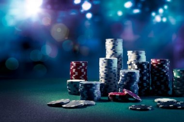 osototo mobile app interface showing live-dealer tables and sportsbook options